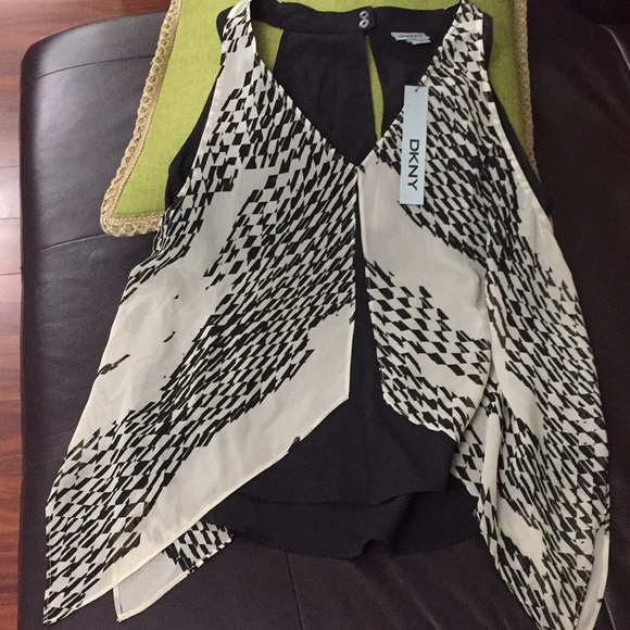 Brand new with tags! Ladies DKNY cute top! - Picture 2 of 8
